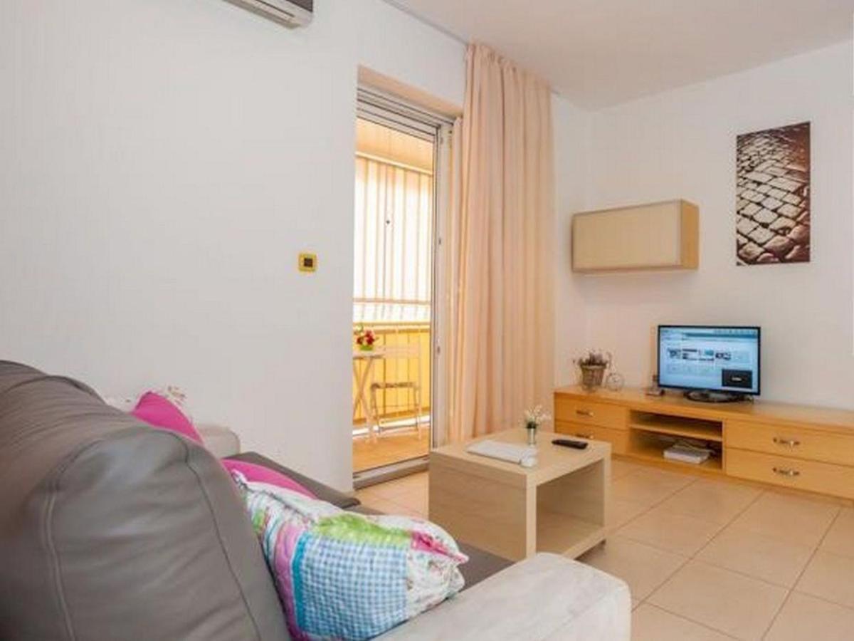 Apartma Aldo Center *
