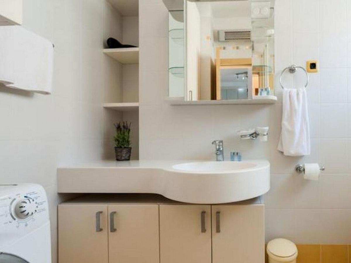Apartma Aldo Center